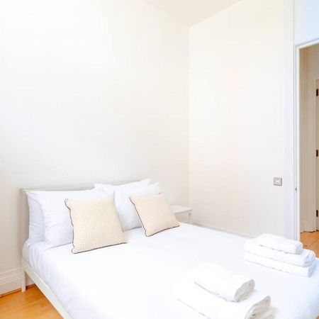 Chic 2Bd Flat - 5 Minutes From Marylebone Appartement Londen Buitenkant foto