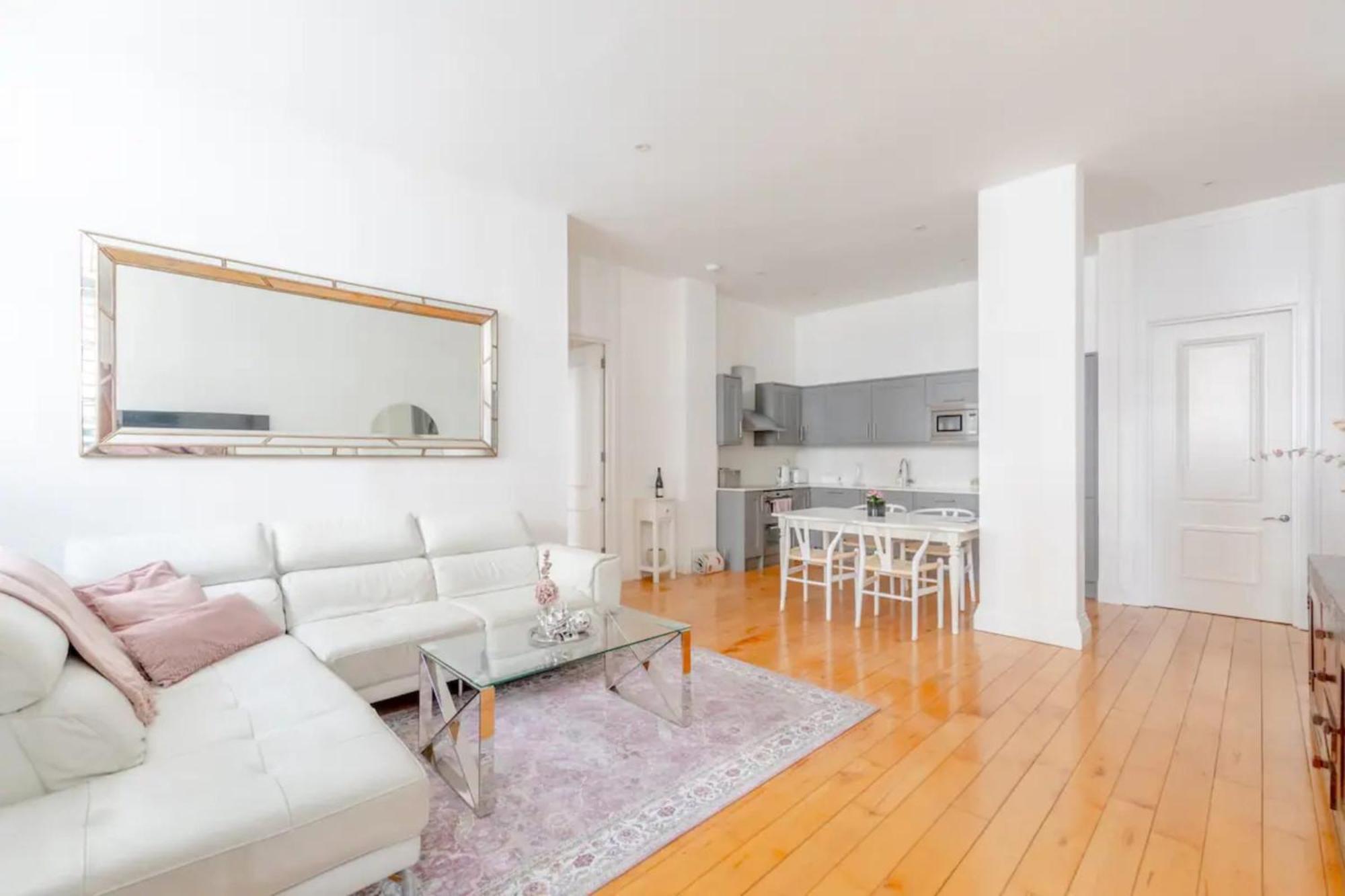 Chic 2Bd Flat - 5 Minutes From Marylebone Appartement Londen Buitenkant foto