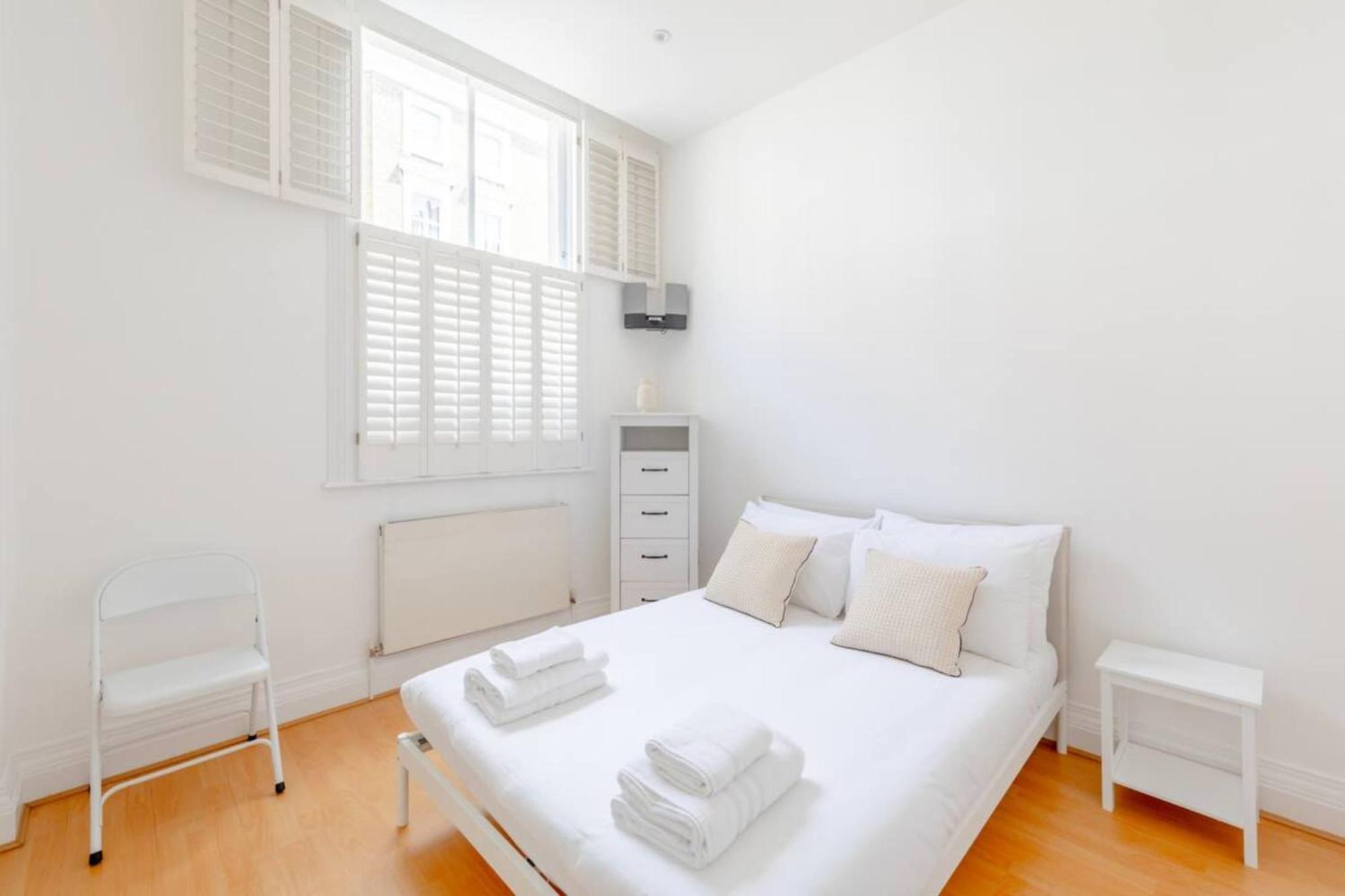 Chic 2Bd Flat - 5 Minutes From Marylebone Appartement Londen Buitenkant foto