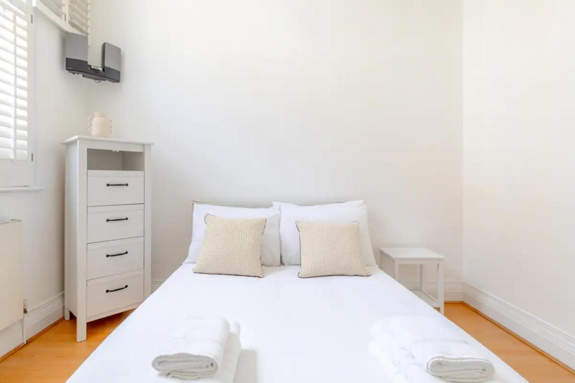 Chic 2Bd Flat - 5 Minutes From Marylebone Appartement Londen Buitenkant foto